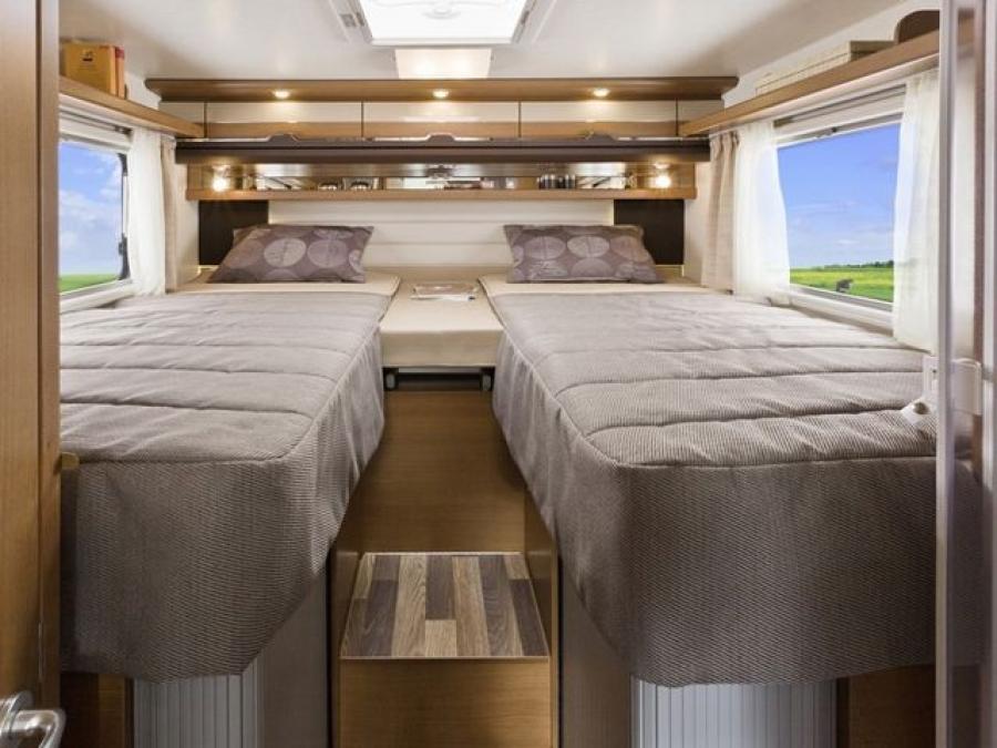 Интерьер Knaus Sun TI 2010 года  (фото 12 из 16)